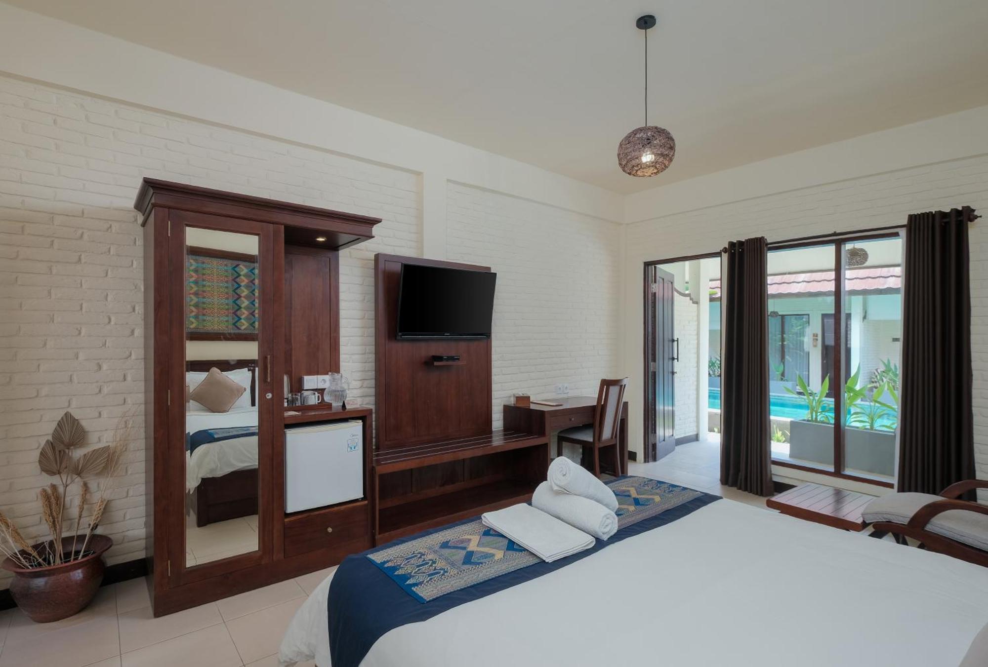 Bruga Villas Restaurant And Spa سيلونغ بيلاناك المظهر الخارجي الصورة